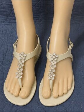 Beige T-Strap Rhinestone Women's Sandals - Elegant Comfort